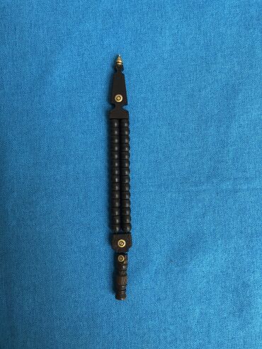 qızıl tesbeh: Tesbeh 30 sm uzunlugda turmede hazirlanib materiali Ebonit ideal