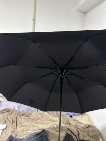 Отдам даром: Мужские вещи, термос, чемодан Эйрподс в Все в одни руки или за — 14