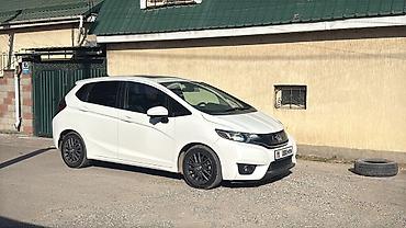 фе: Honda Fit: 2016 г., 1.5 л, Автомат, Бензин, Хэтчбэк — 1