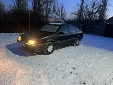 селхоз тех: Volkswagen Passat: 1991 г., 1.8 л, Механика, Бензин, Седан