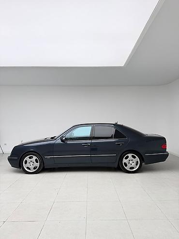 x class: Mercedes-Benz E-Class: 2000 г., 4.3 л, Автомат, Бензин, Седан — 5