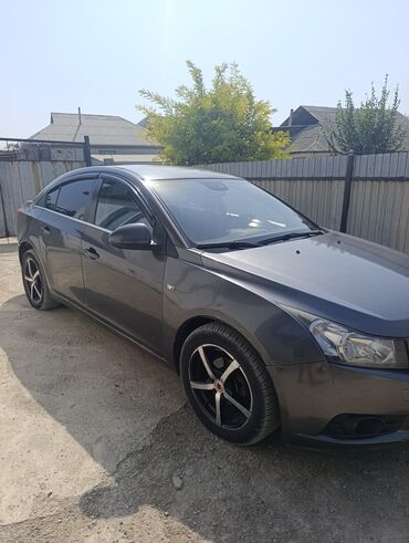 Chevrolet: Chevrolet Cruze: 2011 г., 1.8 л, Автомат, Бензин, Седан