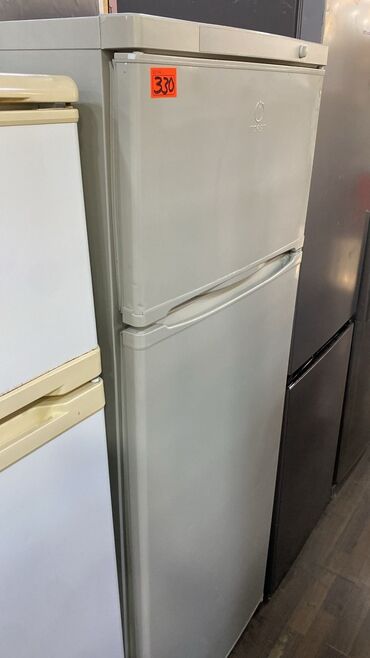 Техника для напитков: 2 двери Indesit Холодильник Продажа, цвет - Серый
