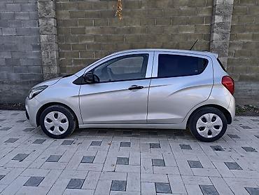 chevrolet spar: Chevrolet Spark: 2017 г., 1 л, Вариатор, Бензин, Хэтчбэк — 4