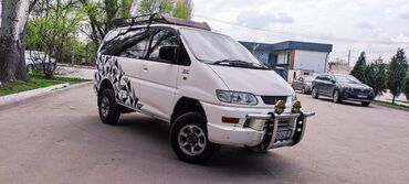 Mitsubishi: Mitsubishi Delica: 2000 г., 3 л, Автомат, Бензин, Внедорожник