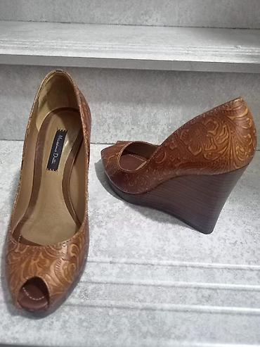Tuflilər: Massimo Dutti qadın ayaqqabısı - Model: açıq burunlu, wedge — 1