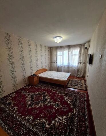 3 микрорайоне: 1 бөлмө, 33 кв. м, 104-серия, 4 кабат, Эски ремонт