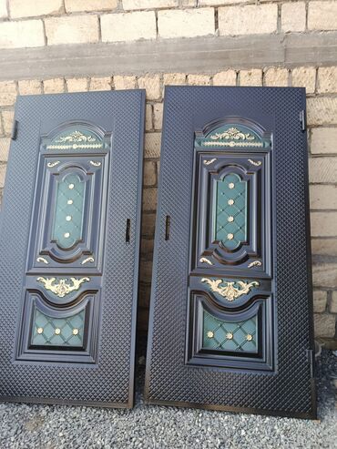 Giriş qapıları: Mənzil üçün Yeni Giriş qapısı Çərçivə ilə, Zəmanətli, Ödənişli quraşdırma, Ödənişli çatdırılma — 7