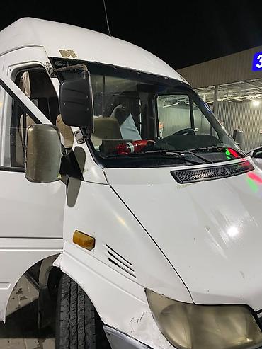 капот sprinter: Mercedes-Benz Спринтер: 2001 г., 2.9 л, Механика, Дизель, Фургон — 5