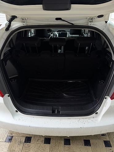 Honda: Honda Fit: 2009 г., 1.5 л, Вариатор, Бензин, Хэтчбэк — 11