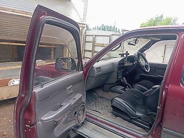 кпп рекстон: Toyota Hilux Surf: 1993 г., 3 л, Автомат, Бензин, Жол тандабас — 1