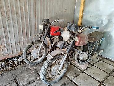 Мотоциклы: 350 куб. см, Бензин, Взрослый, Б/у — 2