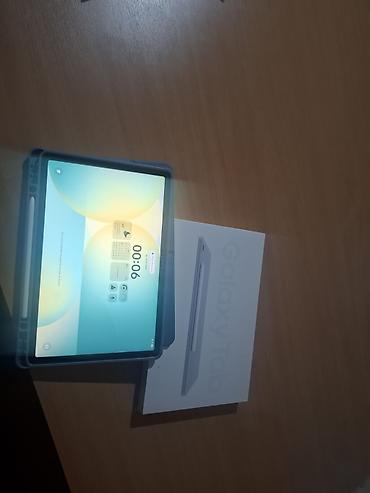 Планшет, Samsung, память 256 ГБ, 5G, Новый, цвет - Серебристый