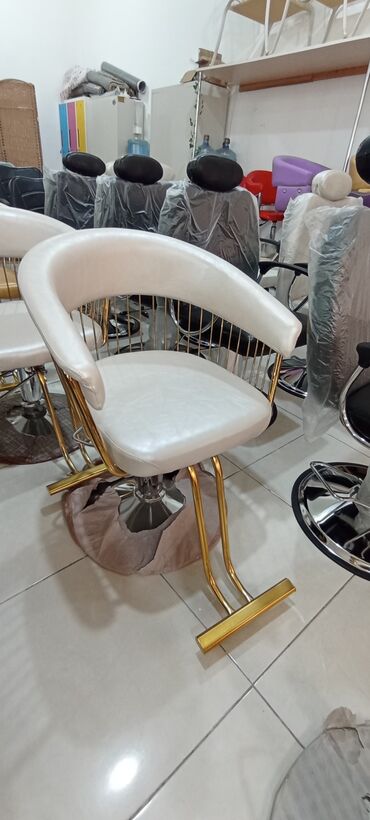 мебель для салона: Новый, Кресло для стрижки