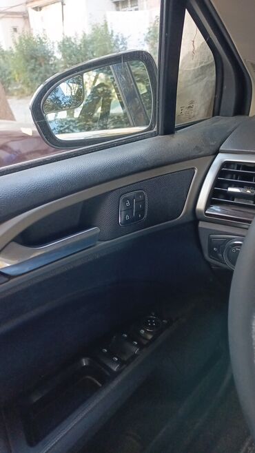 Ford: Ford Fusion (interyer və texnologiya detalları) - Rəqəmsal/analoq — 3