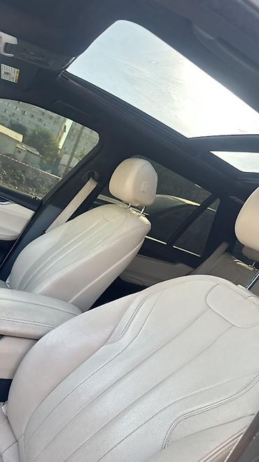 один владелиц: BMW X5: 2017 г., 3 л, Бензин, Кроссовер — 7