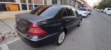 Mercedes-Benz: Mercedes-Benz C 200: 2 l | 2001 il Sedan — 6