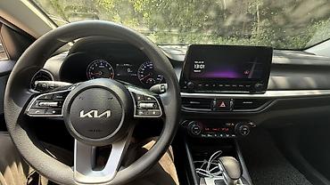 kia ev3: Kia K3: 2021 г., 1.6 л, Вариатор, Бензин, Седан — 2