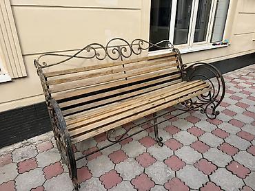 Скамейка Металл, Со спинкой, Без крыши