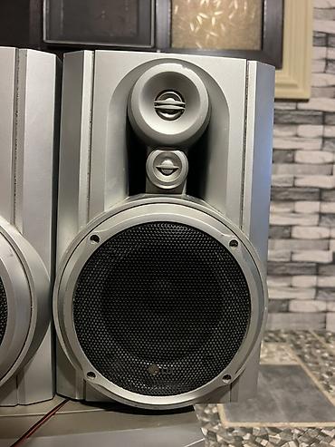 işlənmiş noutbuklar kreditlə: Disk və Aux ilə işləyir səsi çox güclüdür. Üstündə Aux şunuru — 2