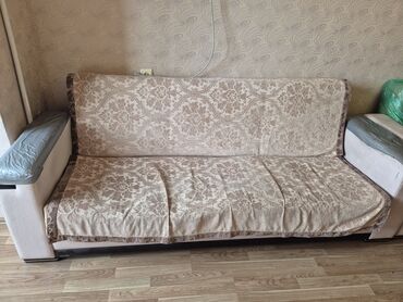 Divanlar: Divan, İşlənmiş, Açılan, Bazalı, Parça, Çatdırılma yoxdur