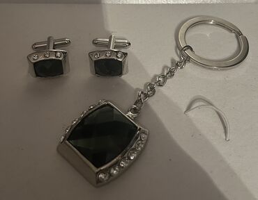 детская рубашка под запонки: Gümüş rəngli kişilər üçün aksesuar dəsti - Tərkib: manjet düymələri