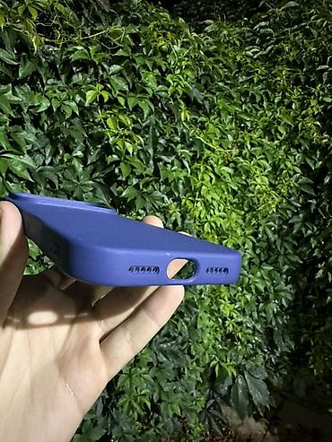 iphone dublikat: İphone 17 pro üçün mavi rəngli maqnitli telefon qabı və kart-cüzi — 4
