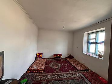 Sale of cottages and houses: Уй сатылат 4-комната автовокзал дын жанымда центр Кара балта — 4