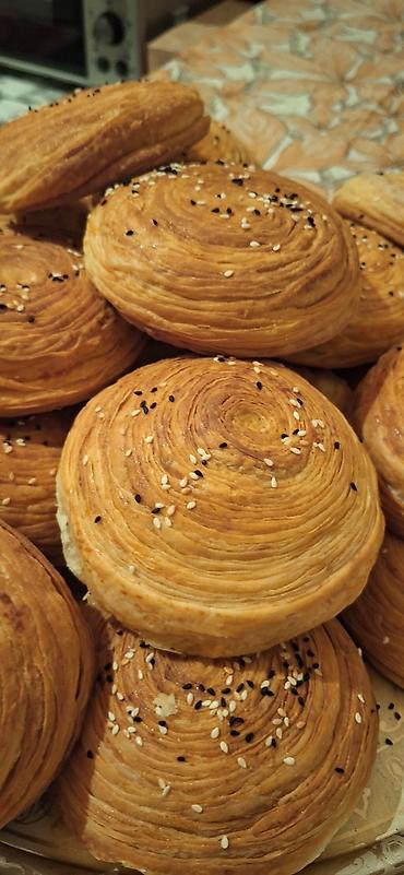 tort sifarişi bakı: Evdə hazırlanmış şirniyyatlar və tortlar - Qat-qat xəmirli, üzəri — 1