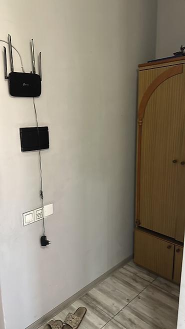 Uzunmüddətli kirayə mənzillər: Mənzil rahat yaşayış üçün lazım olan əsas avadanlıq və mebellə təmin — 9