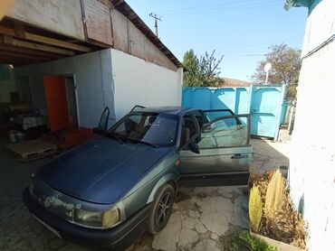 успокоитель тормозных колодок: Volkswagen Passat: 1988 г., 1.8 л, Механика, Бензин, Седан