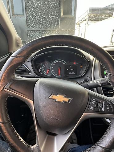 Chevrolet: Chevrolet Spark: 2016 г., 1 л, Вариатор, Бензин, Хэтчбэк — 11