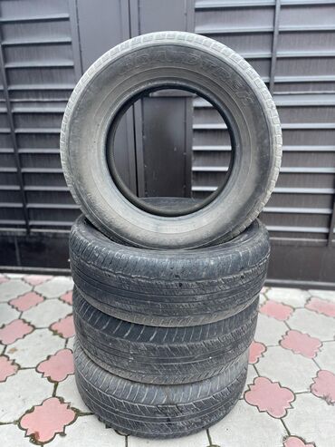 Шины: Шины 275 / 60 / R 18, Лето, Б/у, Комплект, Внедорожные (АТ/МТ), Корея, Dunlop