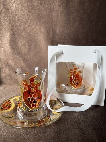 gülab qabı: Armudu stəkanlar, 1 əd
