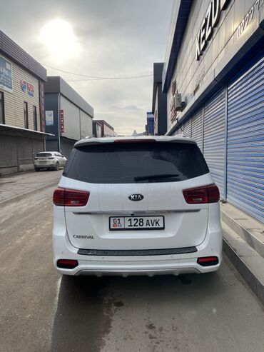 Kia: Kia Carnival: 2018 г., 2.2 л, Автомат, Дизель, Минивэн — 5