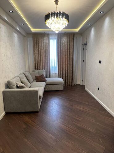 aylığ kirayə evlər: 2 otaqlı, Yeni tikili, m. Xalqlar Dostluğu, 55 kv. m