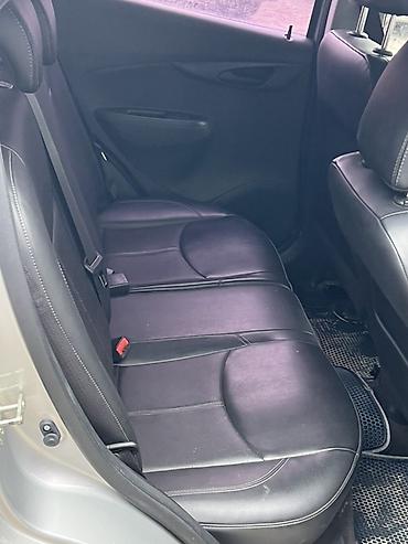 Chevrolet: Chevrolet Spark: 2016 г., 1 л, Автомат, Бензин, Хэтчбэк — 6