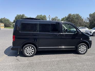 led panel: Volkswagen Multivan: 2 l | 2011 il Van/Minivan — 5