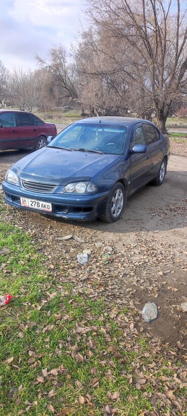 авто в рассрочку фит: Toyota Avensis: 1999 г., 1.6 л, Механика, Бензин, Седан