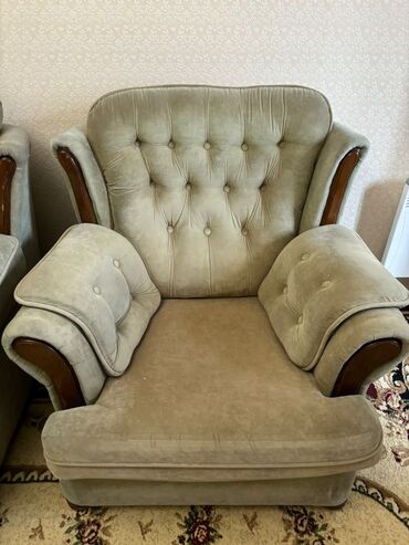 раскладной диван с креслами: Диван-кровать, Б/у