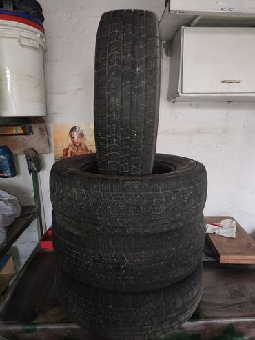 225 70 15 резина: Шиналар 215 / 70 / R 15, Кыш, Колдонулган, Комплект, Жапония, Dunlop