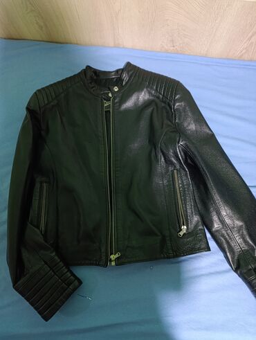 Koledžice: Ženska kožna jakna u biker stilu – crna - Materijal: prirodna koža — 1