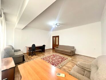 Продажа квартир: 3 комнаты, 100 м², 1 этаж, Косметический ремонт