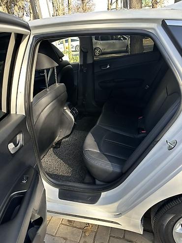 Kia: Kia K5: 2017 г., Газ, Седан — 4