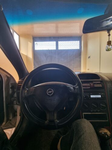 Opel: Opel Astra: 2 l | 1999 il 250 km Universal — 8