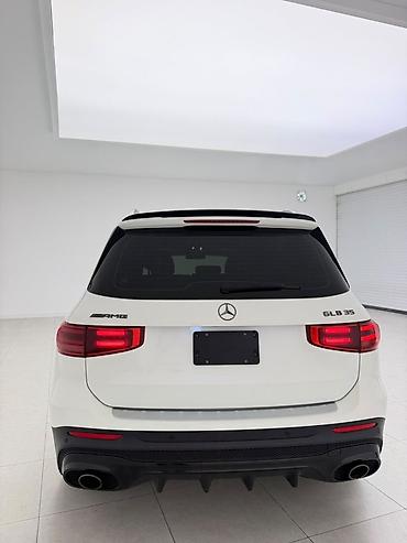 талисман машина: Mercedes-Benz GLB-Class AMG: 2024 г., 2 л, Автомат, Бензин, Кроссовер — 10