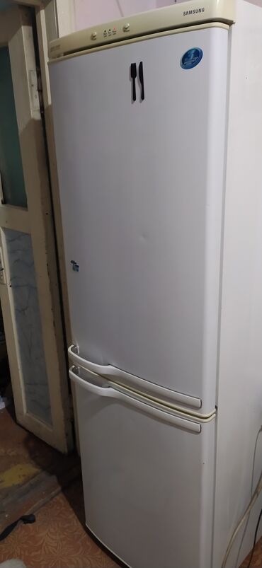 старый пасуда: Холодильник Samsung, Б/у, Side-By-Side (двухдверный), De frost (капельный), 170 *