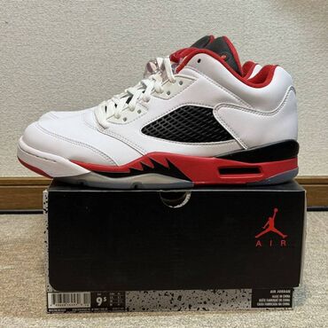 Men's Footwear: NIKE AIR JORDAN 5 RETRO LOW FIRE Nike Air Jordan 5 Retro Low Fire Red
