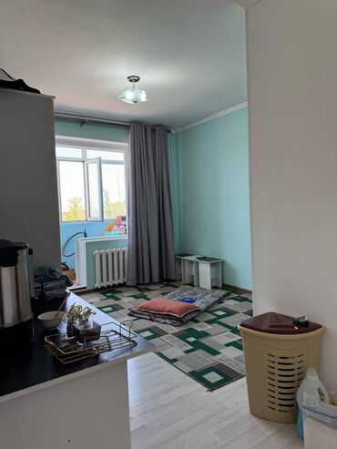 кв в бишкек: 3 бөлмө, 72 кв. м, 106-серия, 3 кабат, Дизайнердик ремонт