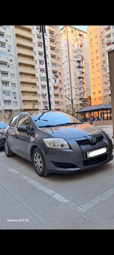 kon texnika: Toyota Auris: 1.4 l | 2008 il Hetçbek